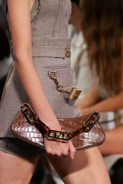 Look 33